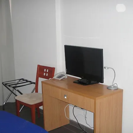 Mhc Arenales Hotell 2*
